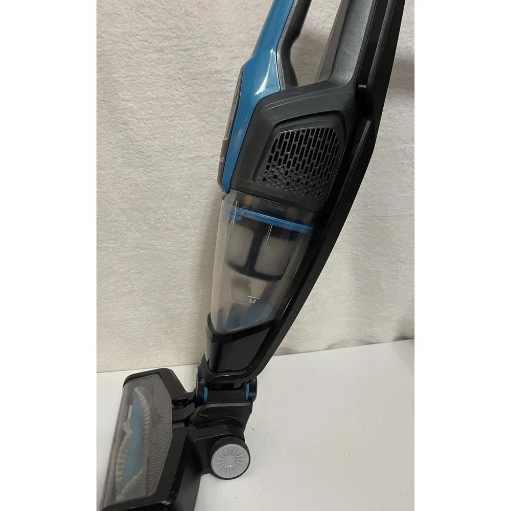 BISSELL Adapt Ion Pet 10.8V Lithium Ion 2 in 1 Cordless Vacuum * No Charger*